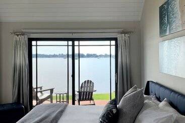 Otel Harbor View Landing