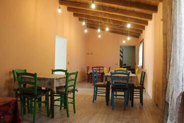 Sa Domu Beccia B&b