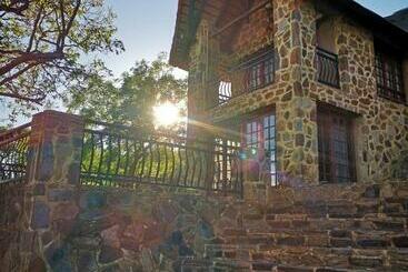 شقة فندقية Sable Hiking & Accommodation