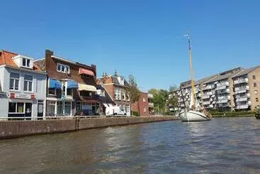 ベッドアンドブレックファースト De Ferver