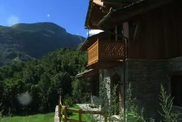 Aamiaismajoitus (B&B) Le Renard D Introd
