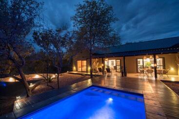 Pension Bushwillow Private Villa