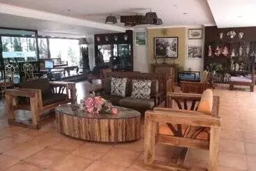 Aiyaree Place Hotel Sha Plus