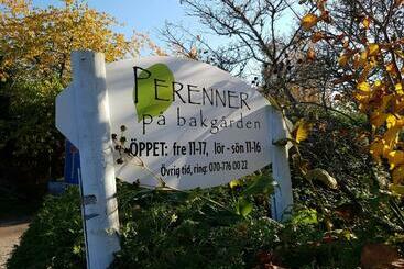 تختخواب و صبحانه Perenner På Bakgården