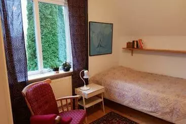 Bed and Breakfast Perenner På Bakgården