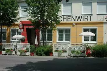 ユースホステル Kirchenwirt Heinrich Gasthof