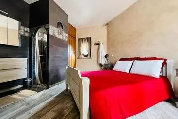 Bed and Breakfast Le Mas Des Mathes, Chambres D Hôtes, Studios