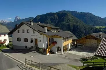 ホテル Zehentnerhof