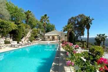 Пансион Villa Gloria