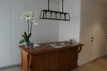 Aamiaismajoitus (B&B) James & Leon