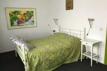 Bed And Breakfast Devijfbees