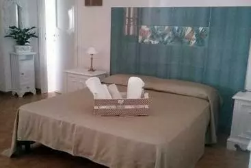 ペンション Circeo Home La Mola