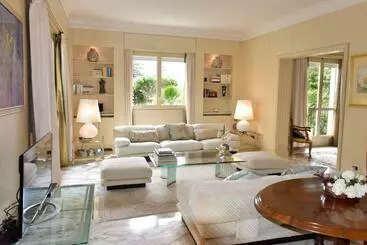 Majatalo La Via Romana Boutique Guest House