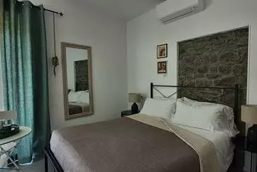 پانسیون Arbanella