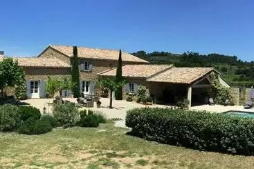 تختخواب و صبحانه Mas Du Vieux Tilleul