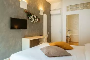تختخواب و صبحانه Tempobiancosuites