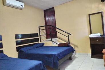 هاستل Rincon El Mirador