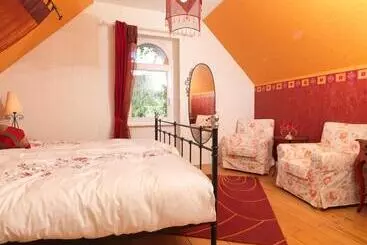 ペンション Chateau Du Pont Jean