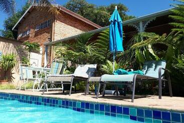 צימר Vivian S Cottage