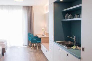 アパートホテル Boardinghouse Am Teuto