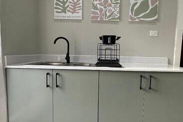 پانسیون The Owl House Guest House