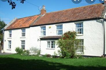 Bed and Breakfast Millbatch Farm