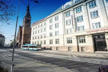 בית מלון כפרי Mercure Ostrava Center