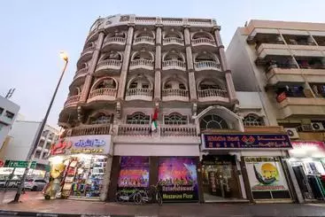 Отель Middle East