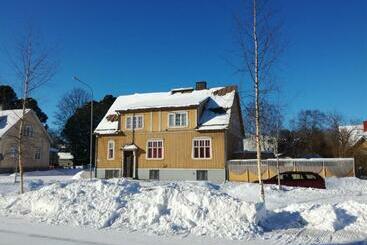 膳宿费 Firsthome Guesthouse