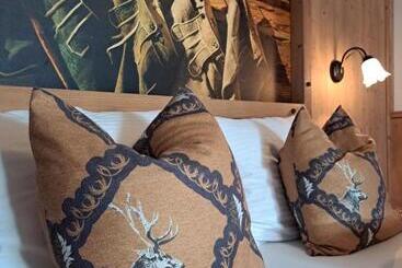 住宿加早餐  Stauders Zimmer Und Ferienwohnungen