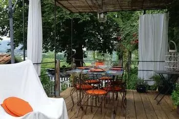 Nocleg ze śniadaniem La Maison D Anna Chambres D Hôtes