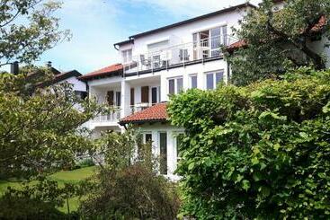 Пансион Gästehaus Truckenbrodt