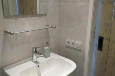 ベッドアンドブレックファースト Langs De Maas