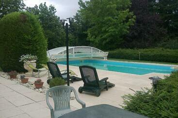 צימר Les écureuils