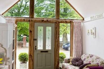 Fring House Bed And Breakfast