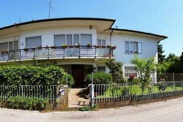 Nocleg ze śniadaniem Le Due Magnolie