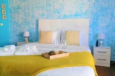 Majatalo Surf & Guest Lorena´s House
