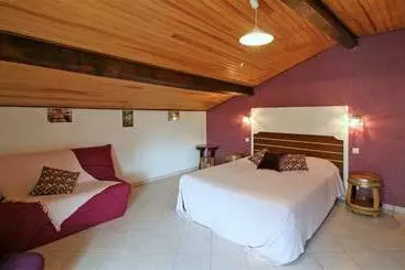 Aamiaismajoitus (B&B) La Halte De Segondignac