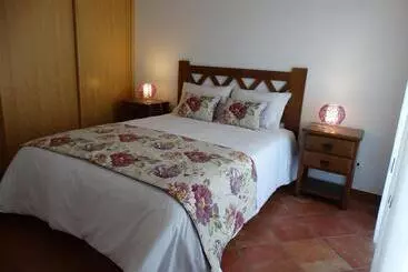 Hotelli Falésias Da Arrifana