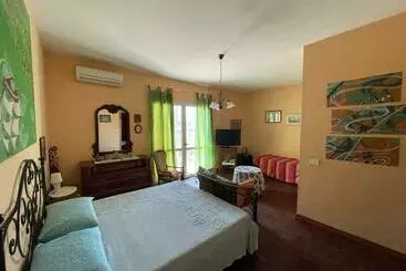 Bed & Breakfast Vacationers Refuge