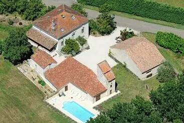 ベッドアンドブレックファースト Val De Costes