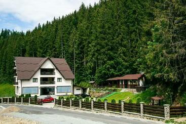 Pensão Perla Padurii