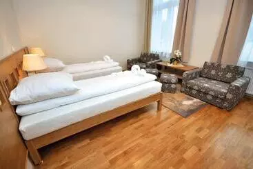 ホテル Pod Zeleným Dubem