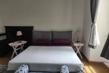 Majatalo Archi E Colonne