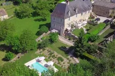 ベッドアンドブレックファースト Chambre D Hôtes Au Jardin De La Bachellerie