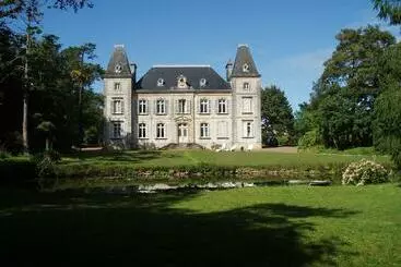 Bed & Breakfast Chateau Des Poteries