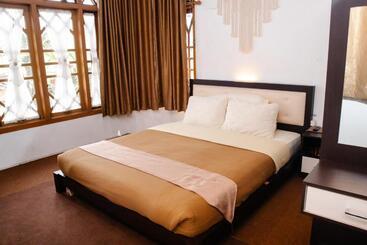 پانسیون Bamboosa