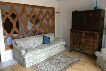 ペンション Les Arbousiers