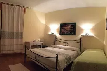 B&b Domus De Janas