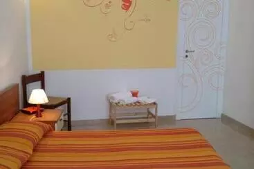 Orange Paradise B&b